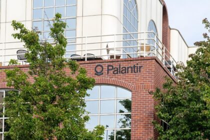 El inesperado salto de la sinfonía al sillón de CIO en Palantir: La historia de Jim Siders